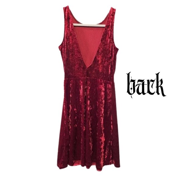 H&M crushed red velvet low back mini dress size 4 - Picture 2 of 5